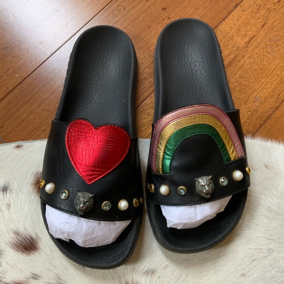 Gucci Rainbow/Heart Pursuit Calfskin/Rubber Slides - Picture 1 of 8